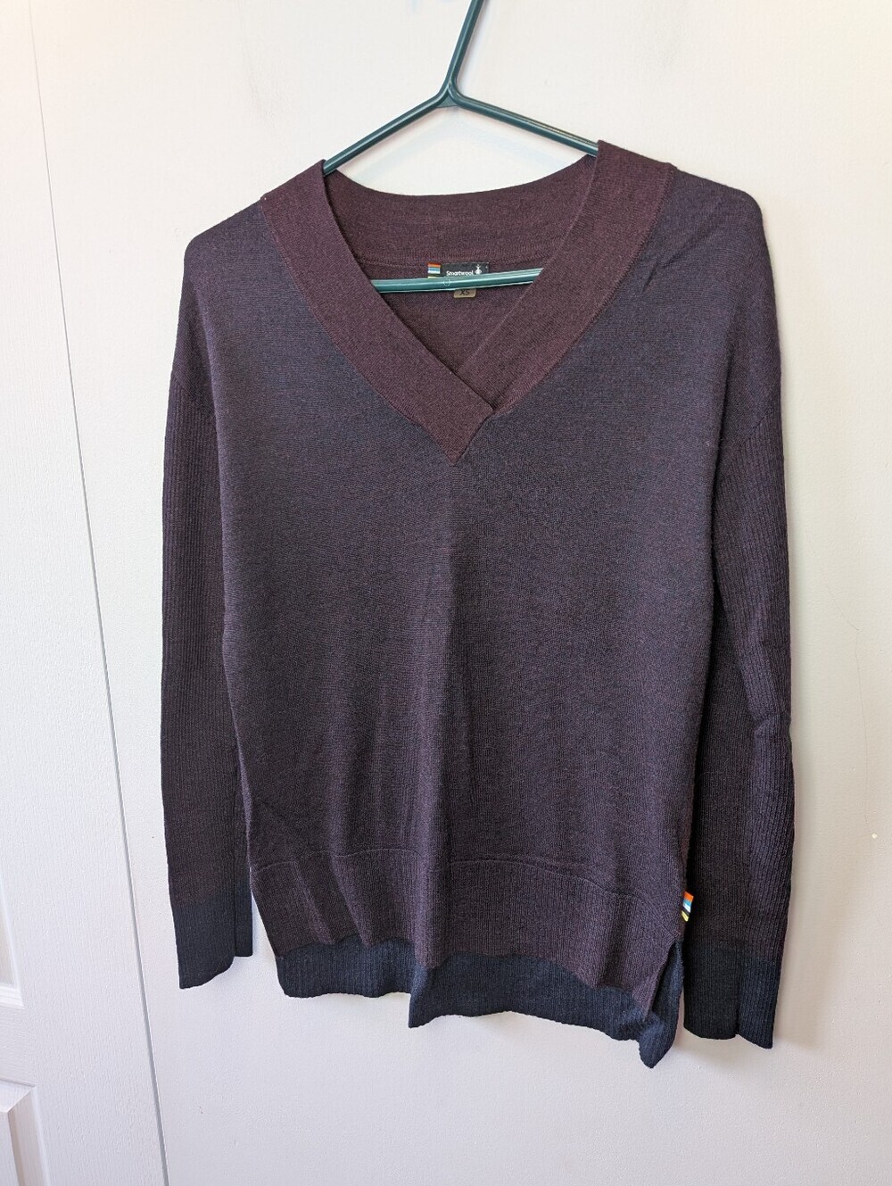 SMARTWOOL Women V Neck Sweater XS Blue Burgundy Prune Colors 60% Merino Wool
